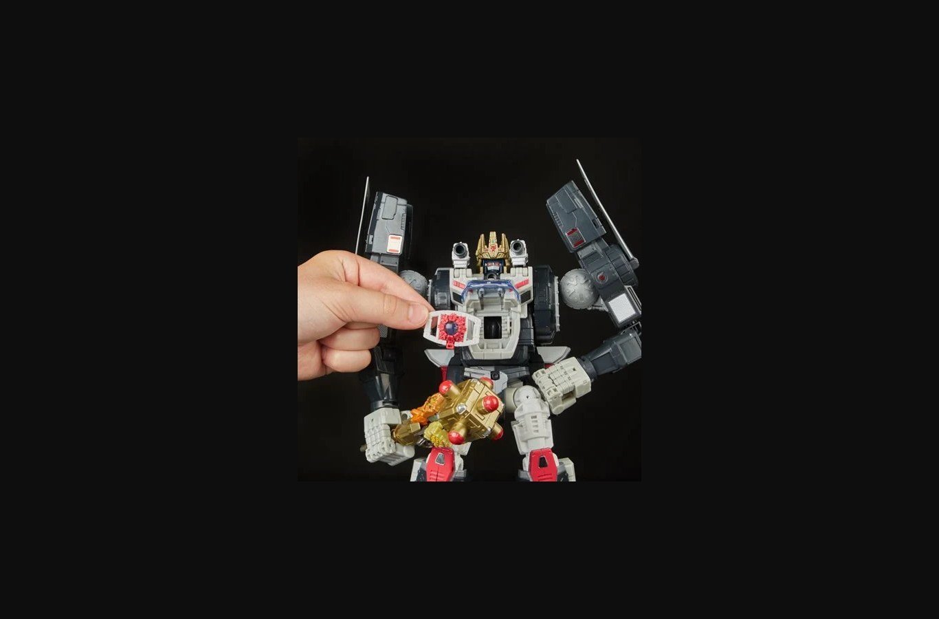 Transformers Generations Power of the Primes Throne of the Primes Optimal Optimus - Image 8