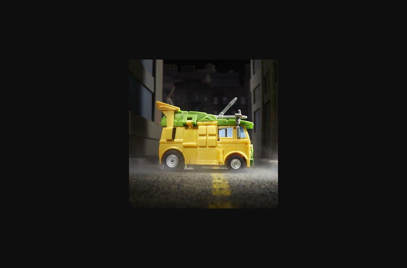 Transformers x Teenage Mutant Ninja Turtles Collaborative Party Wallop - Image 7