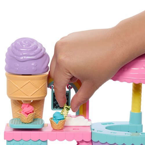 Barbie Club Chelsea Ice Cream Shop Doll and Accessories - Image 5
