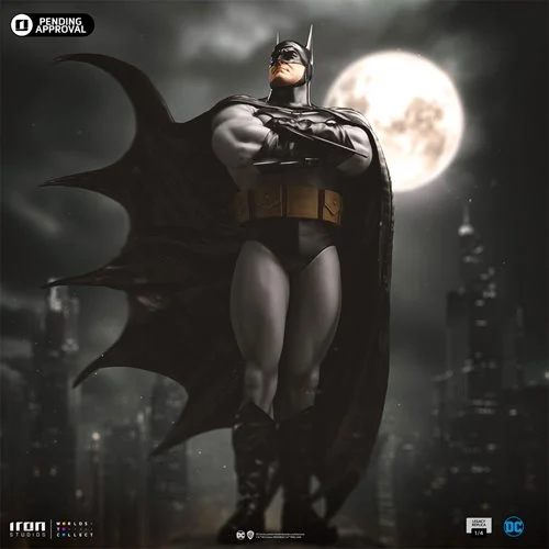 Batman DC Comics Trinity Legacy Replica 1:4 Scale Limited Edition Statue - Image 4