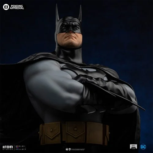 Batman DC Comics Trinity Legacy Replica 1:4 Scale Limited Edition Statue - Image 8